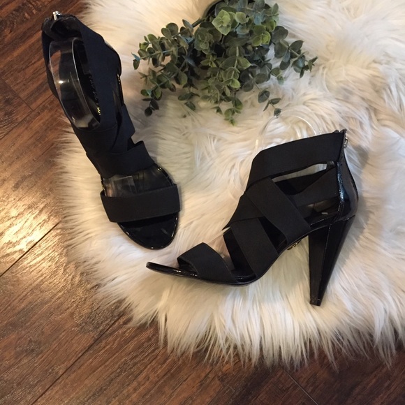 •Pour La Victoire• Caitlin Strappy Heels in Black - Picture 3 of 8
